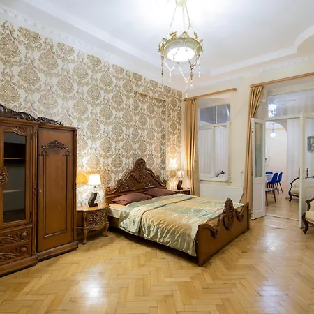Apartments In Historic XIX Century Building Of Old Tbilisi - Walk To Everything الغرفة الصورة